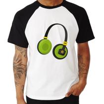 Camiseta Raglan Headphone Verde - Foca na Moda