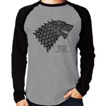 Camiseta Raglan House Stark: Winter is Coming Manga Longa - Foca na Moda