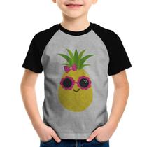Camiseta Raglan Infantil Abacaxi Óculos e Laço - Foca na Moda
