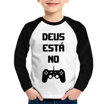 Camiseta Raglan Infantil Deus está no controle Manga Longa - Foca na Moda
