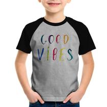 Camiseta Raglan Infantil Good Vibes Cores - Foca na Moda