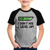 Camiseta Raglan Infantil I Don't Age, I Level Up - Foca na Moda Camiseta Raglan Infantil I Don't Age, I Level Up - Foca na Moda