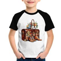 Camiseta Raglan Infantil Mala e Botas Retrô Flores - Foca na Moda