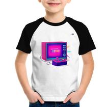 Camiseta Raglan Infantil Old School Gamer - Foca na Moda Camiseta Raglan Infantil Old School Gamer - Foca na Moda