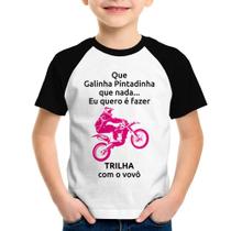 Camiseta Raglan Infantil Trilha com o vovô (moto rosa) - Foca na Moda Camiseta Raglan Infantil Trilha com o vovô (moto rosa) - Foca na Moda