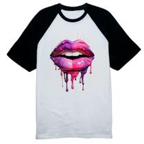 Camiseta Raglan Labios pink e purpura derretendo