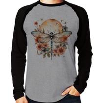 Camiseta Raglan Libélula, Lua e Flores Manga Longa - Foca na Moda Camiseta Raglan Libélula, Lua e Flores Manga Longa - Foca na Moda