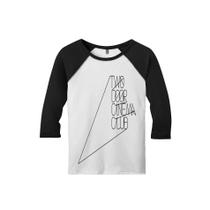Camiseta Raglan Manga 3/4 Feminina Two Door Cinema Club Camiseta Raglan Manga 3/4 Feminina Two Door Cinema Club