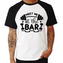 Camiseta Raglan Meet Me At The Bar - Foca na Moda