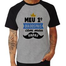 Camiseta Raglan Meu primeiro dia dos pais com meu papai - Foca na Moda