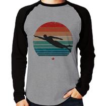 Camiseta Raglan Nadador Vintage Sunset Manga Longa - Foca na Moda