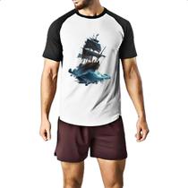 Camiseta Raglan Navio em mar aberto