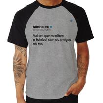 Camiseta Raglan O futebol ou eu - Foca na Moda