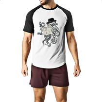 Camiseta Raglan O Polvo Informado