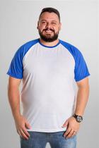 Camiseta Raglan Plus Size Branca com Manga Azul Royal 100% Poliéster - Tamanho Grande