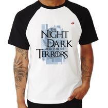Camiseta Raglan The night is dark and full of terrors - Foca na Moda Camiseta Raglan The night is dark and full of terrors - Foca na Moda