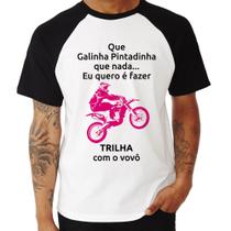 Camiseta Raglan Trilha com o vovô (moto rosa) - Foca na Moda