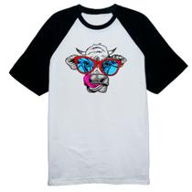 Camiseta Raglan Vaca Doida Lambendo Oculos Vermelhos