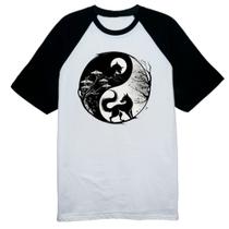 Camiseta Raglan Yin e Yang Raposas