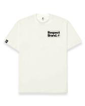 Camiseta Regular Respect Brand Preta e Branca Camiseta Regular Respect Brand Preta e Branca