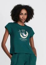 Camiseta Reta Decote VERDE Redondo Estampada DZARM/ TAM:P Camiseta Reta Decote VERDE Redondo Estampada DZARM/ TAM:P