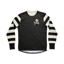 Camiseta Retrô Com Estampa De Caveira De Pirata E Manga Listrada, Camisas Clássicas De Estilo Camiseta Retrô Com Estampa De Caveira De Pirata E Manga Listrada, Camisas Clássicas De Estilo
