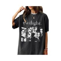 Camiseta Retro Oversized Cinza Escuro Masculina Com Retrato De Edward Cullen E Bella Swan Do Filme