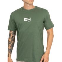 Camiseta RVCA Amini Balance Box SM26 Masculina Verde Camiseta RVCA Amini Balance Box SM26 Masculina Verde