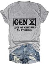 Camiseta Smaoua Gen X Lots of Memories No Evidence com decote em V cinza Camiseta Smaoua Gen X Lots of Memories No Evidence com decote em V cinza