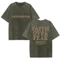 Camiseta Sptuoiy Faith Over Fear Christian para homens Acid Wash Camiseta Sptuoiy Faith Over Fear Christian para homens Acid Wash
