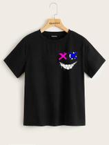 Camiseta Street Wear Preta Estampa Sorriso Malvado 100% Algodão Linha Premium Camiseta Street Wear Preta Estampa Sorriso Malvado 100% Algodão Linha Premium