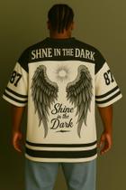 Camiseta Streetwear Oversized Masculina shine the dark Camiseta Streetwear Oversized Masculina shine the dark