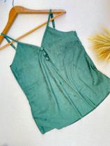 Camiseta suede com alças reguláveis Camiseta suede com alças reguláveis