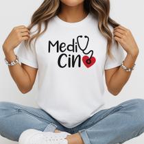 Camiseta T-shirt Feminina Medicina com Coração