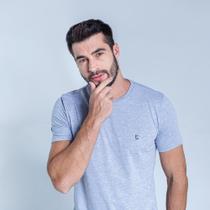 Camiseta T-shirt Masculina com tecido premium Cinza