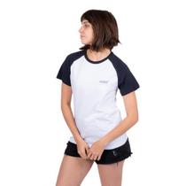 Camiseta T-Shirt Raglan Tiban Branco Nicoboco - Manga Curta Bicolor com Estampa nas Costas - Conforto e Alta Qualidade