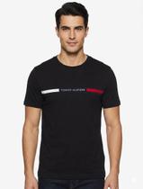 Camiseta Tommy Hilfiger Masculina Chest Insert Logo Preta Camiseta Tommy Hilfiger Masculina Chest Insert Logo Preta