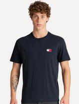 Camiseta Tommy Hilfiger Masculina Regular Badge Logo Tee Azul Marinho Camiseta Tommy Hilfiger Masculina Regular Badge Logo Tee Azul Marinho