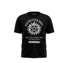 camiseta tradicional algodão Supernatural Winchester Bros