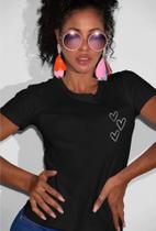 Camiseta TShirt Feminina Com Estampa De 3 Corações