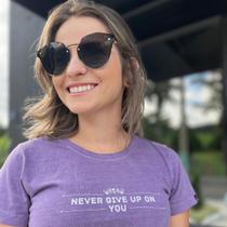 Camiseta Tshirt Feminina Roxa Never Give Roxa Camiseta Tshirt Feminina Roxa Never Give Roxa