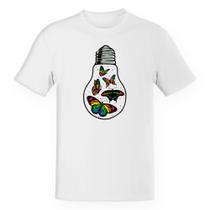 Camiseta Unissex Borboletas em lâmpada