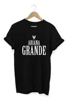 Camiseta Unissex Com Estampa Ariana Grande Cantora