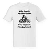 Camiseta Unissex Divertida Minha alma pilotando pelo mundo