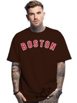 Camiseta unissex estampada Boston 02 Owversize 100% Algodão Malha 30.1 Camiseta masculina e Feminina Camiseta unissex estampada Boston 02 Owversize 100% Algodão Malha 30.1 Camiseta masculina e Feminina