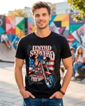 Camiseta Unissex - Lynyrd Skynyrd - Free Bird - Premium Tamanho:XGCor:Preto Camiseta Unissex - Lynyrd Skynyrd - Free Bird - Premium Tamanho:XGCor:Preto