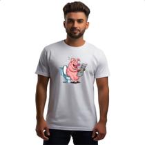 Camiseta Unissex Porco na sala de forca Camiseta Unissex Porco na sala de forca