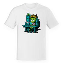 Camiseta Unissex Programador Escravo Zumbi