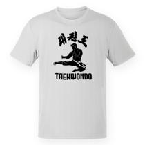 Camiseta Unissex Taekwondo Kick in the air