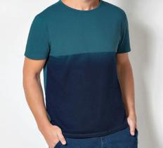 Camiseta Verde e Marinho Ccom Degradê - M